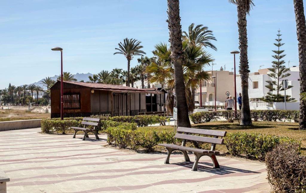 Atico Del Sol Laguna Beach Vera Playa Exterior photo